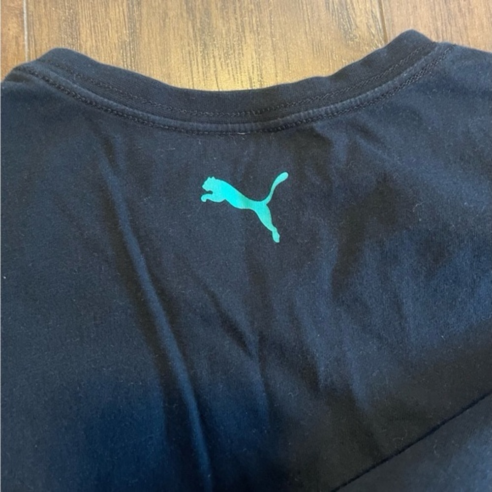 Puma embroidered logo teal inch amp; black vintage T shirt